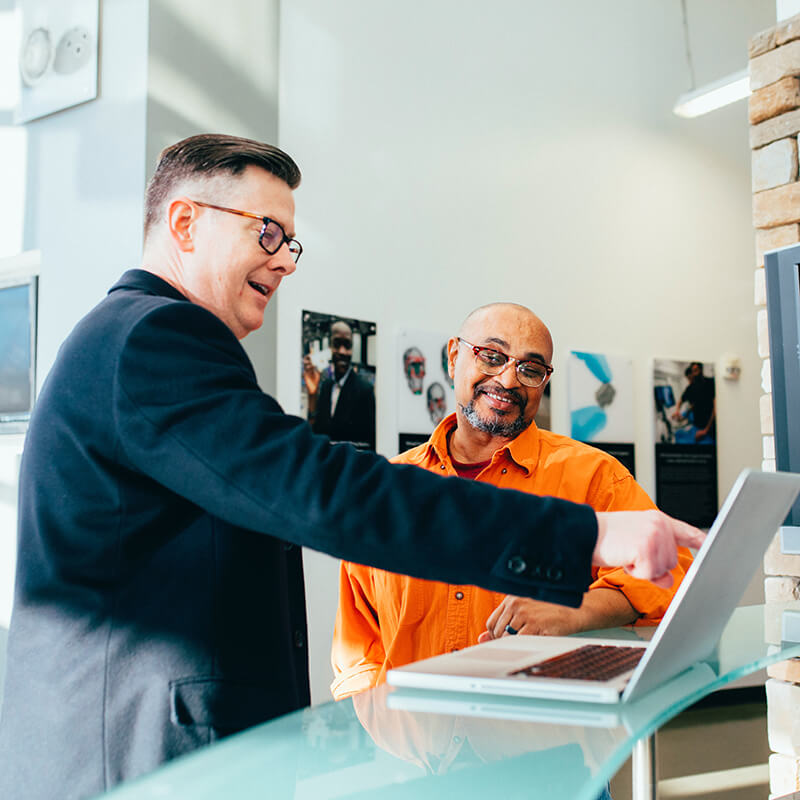 Equipo Colosal Software trabajando